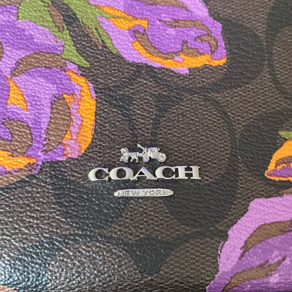 Large zipper wristlet - Picture 3 of 6